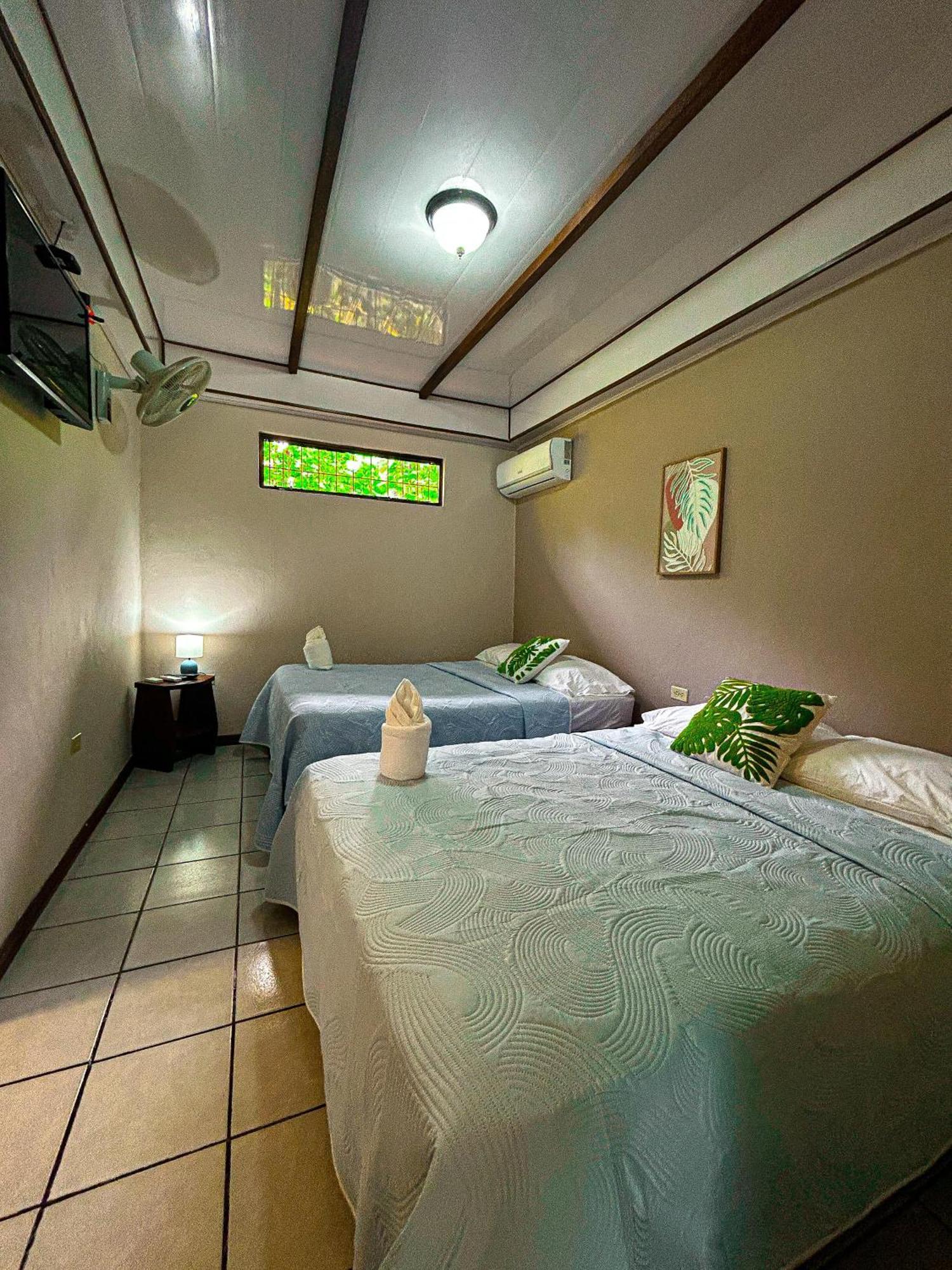 Cabinas Ole Caribe Puerto Viejo de Talamanca ภายนอก รูปภาพ